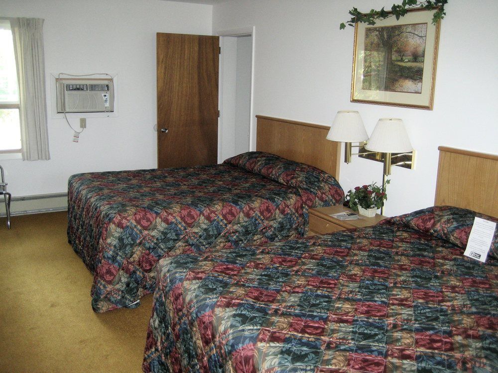 Budget Host Inn Ironwood Exterior foto