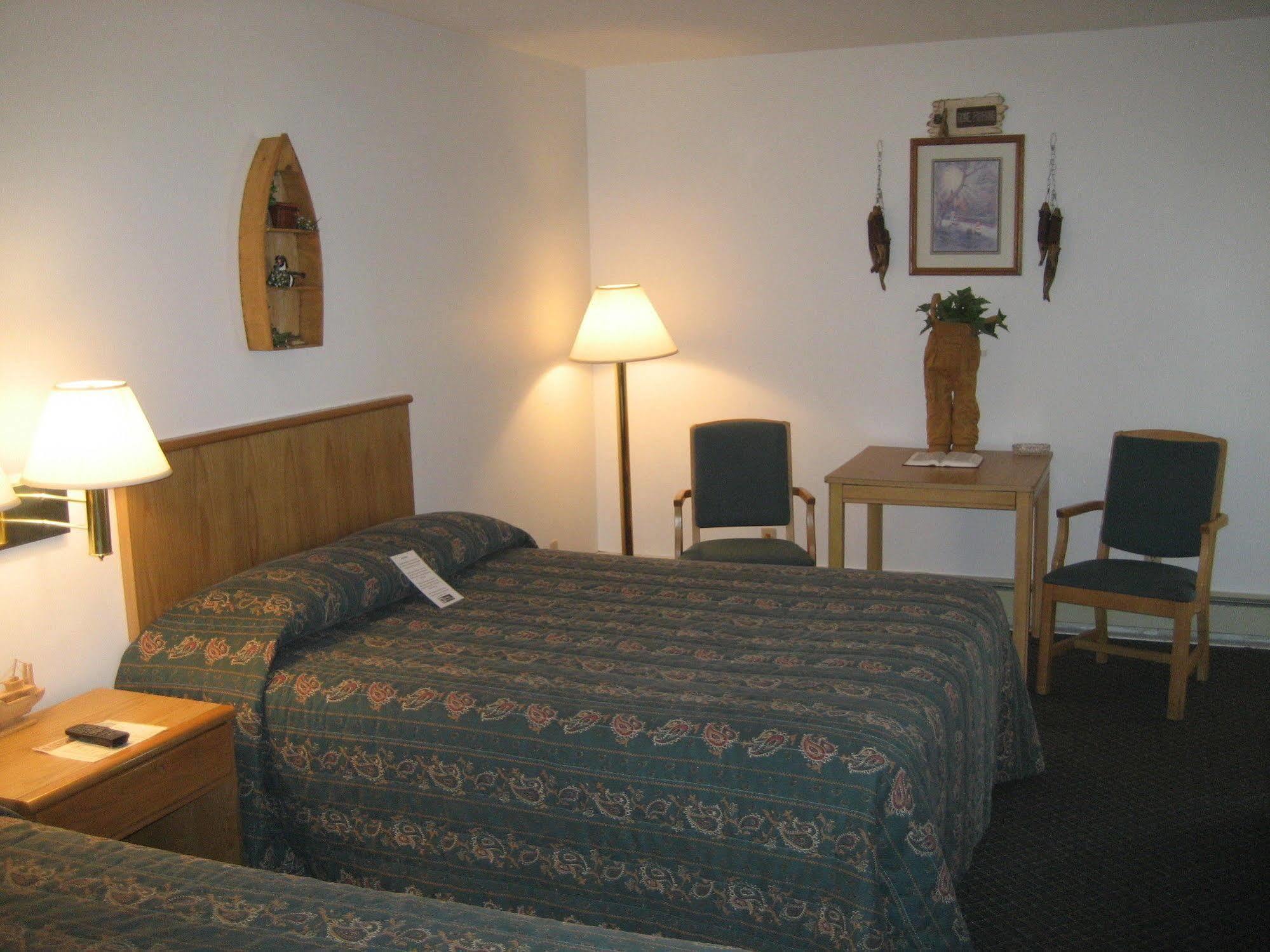 Budget Host Inn Ironwood Exterior foto