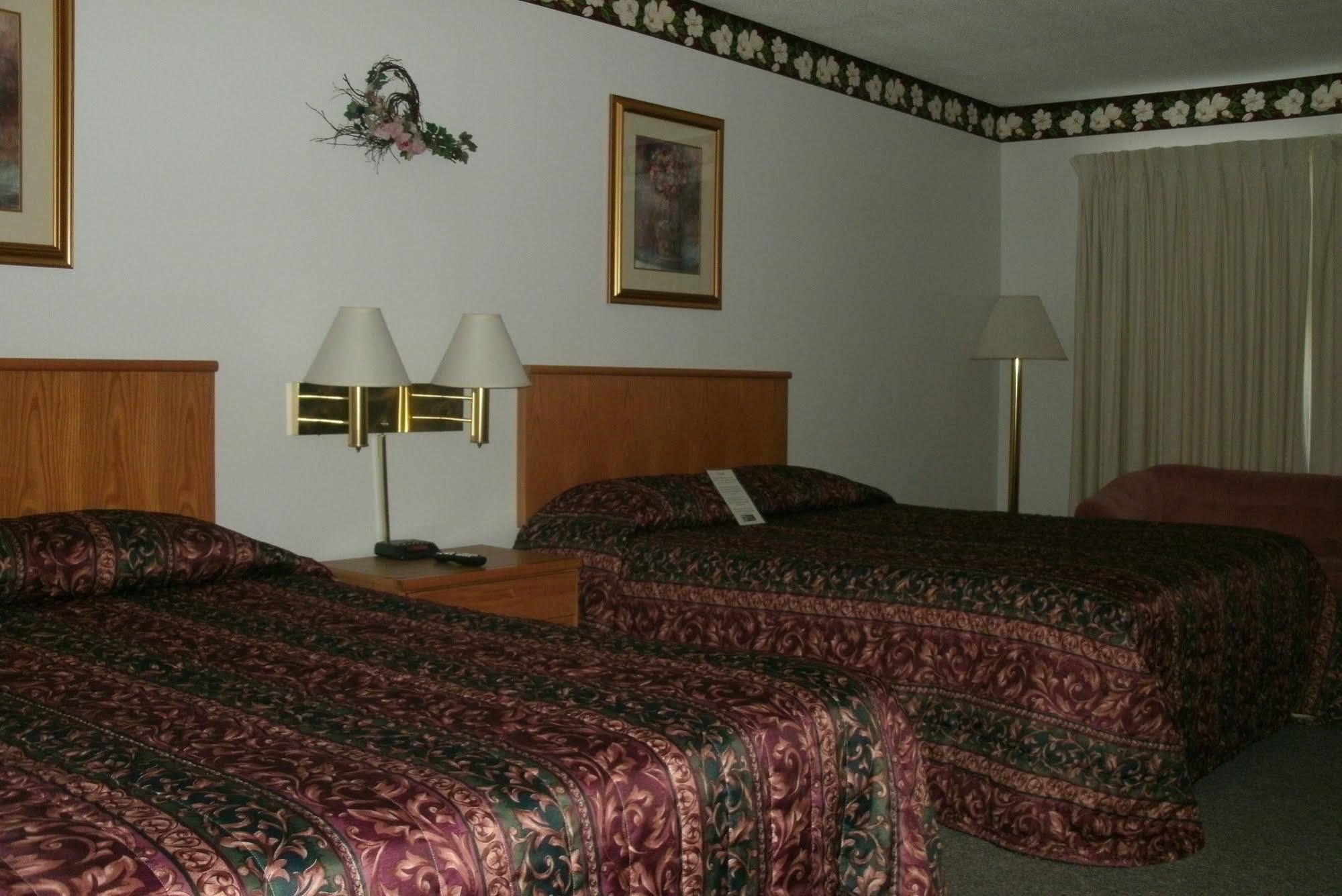 Budget Host Inn Ironwood Exterior foto